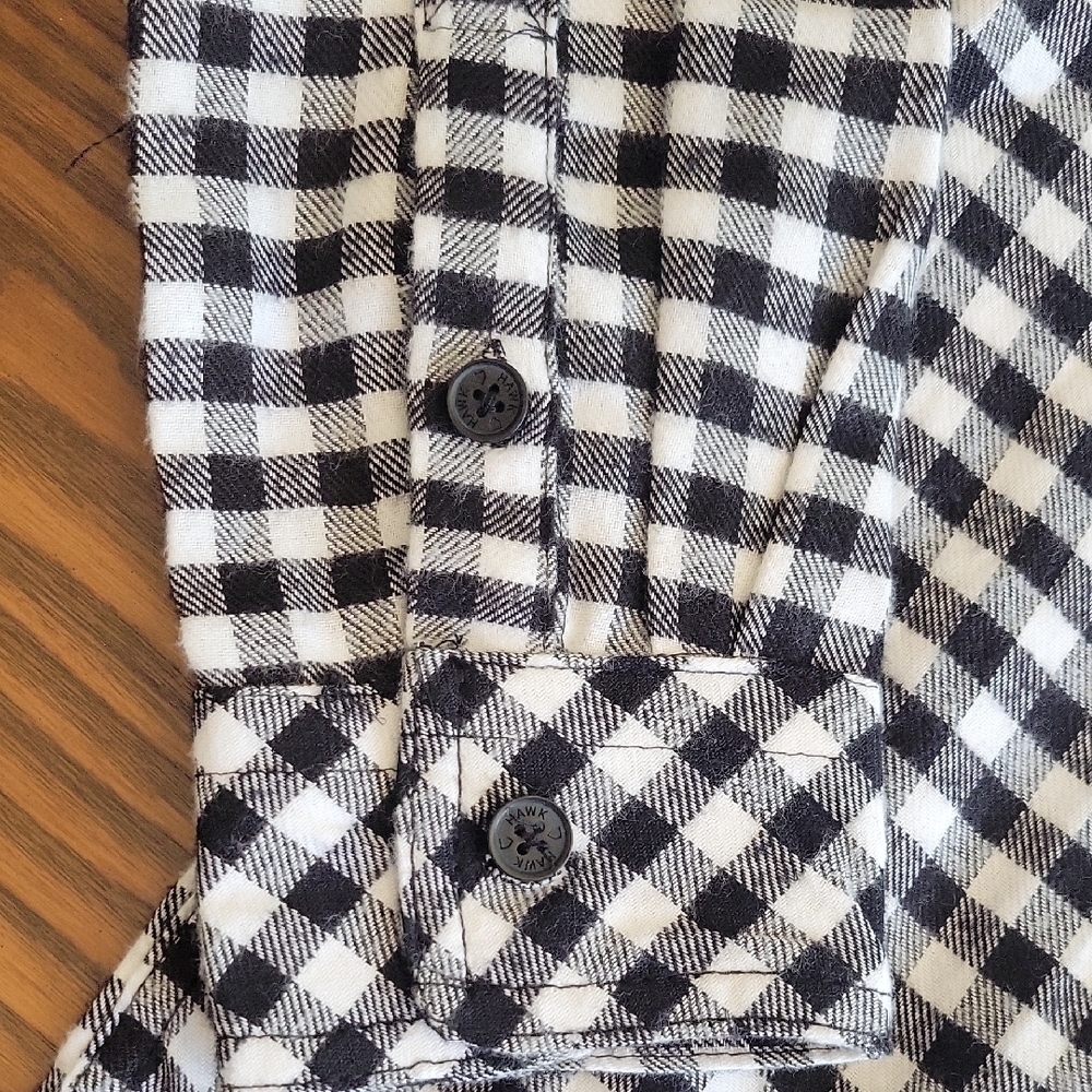 NWT-- TONY HAWK Men's Black and White Checkered Hoodie Shirt | Size: M - Picture 10 of 11